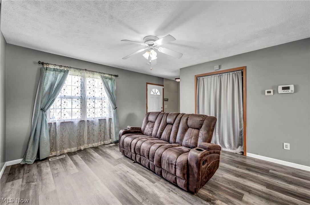 Willobee On The Lake - Residential