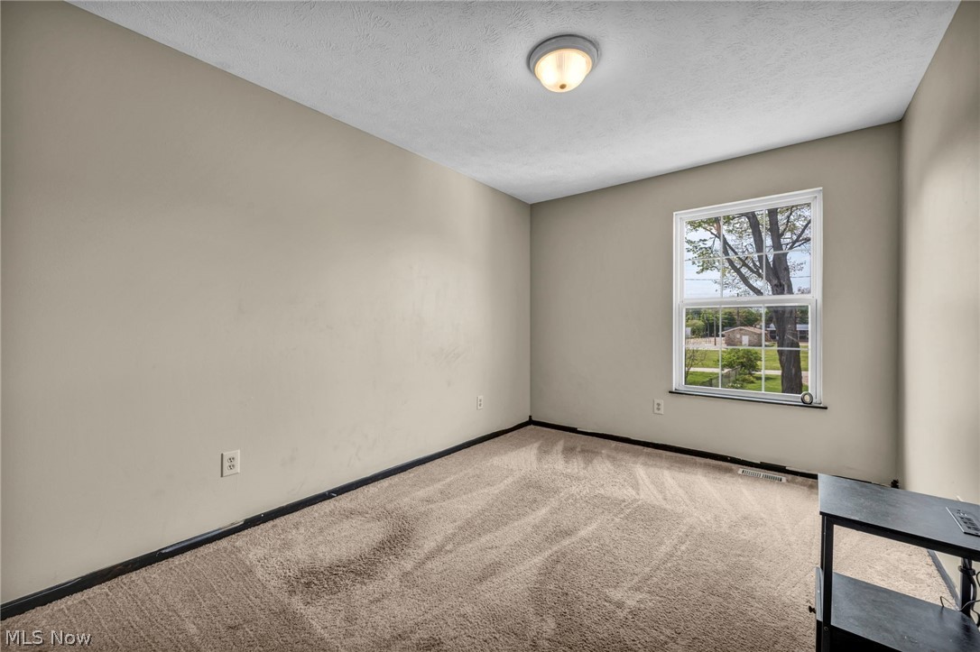 Willobee On The Lake - Residential