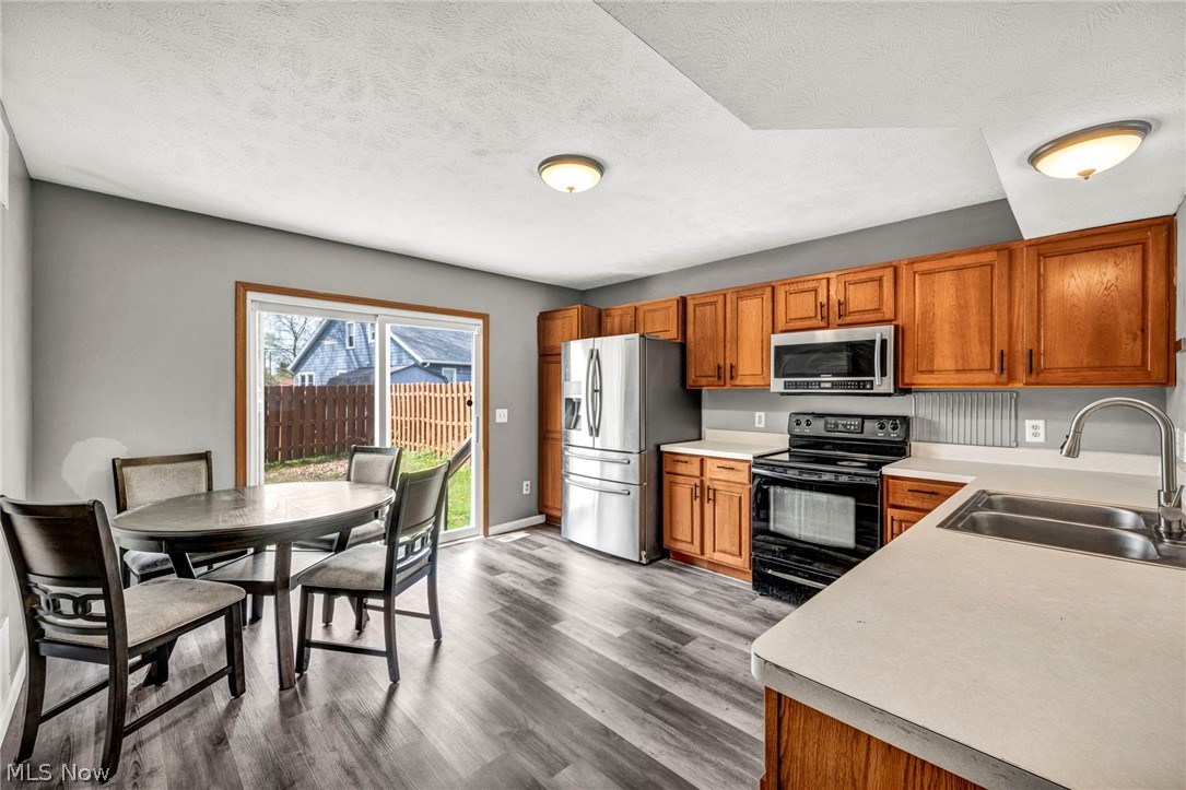 Willobee On The Lake - Residential