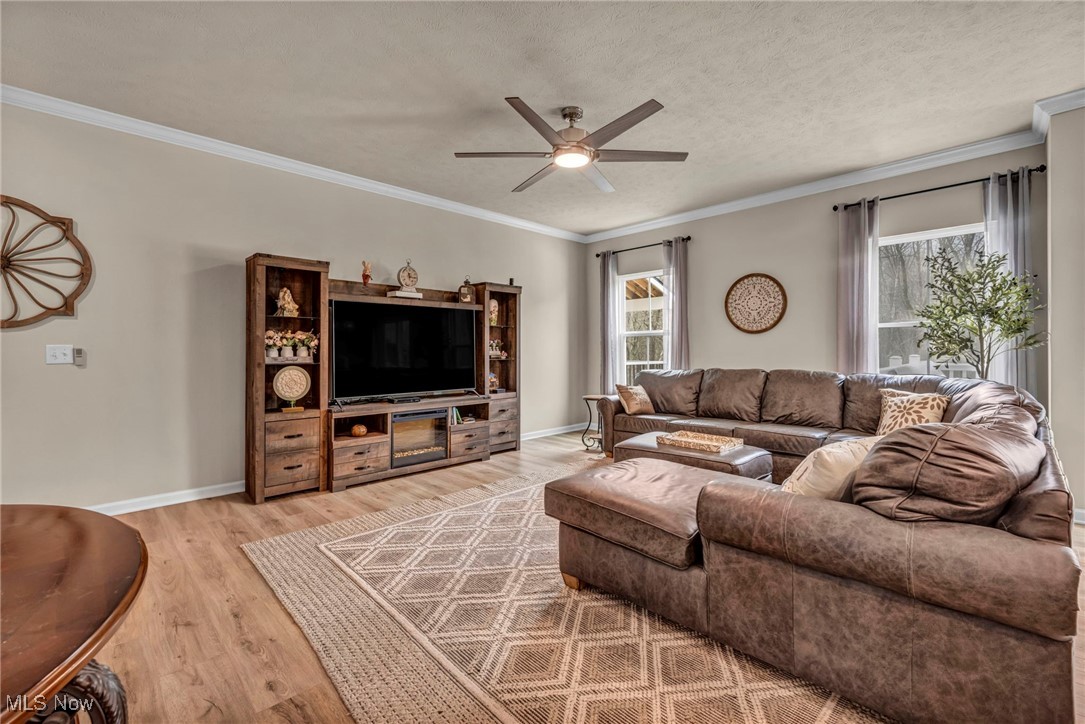 3017 Bonita Circle, Canal Fulton, Ohio image 11