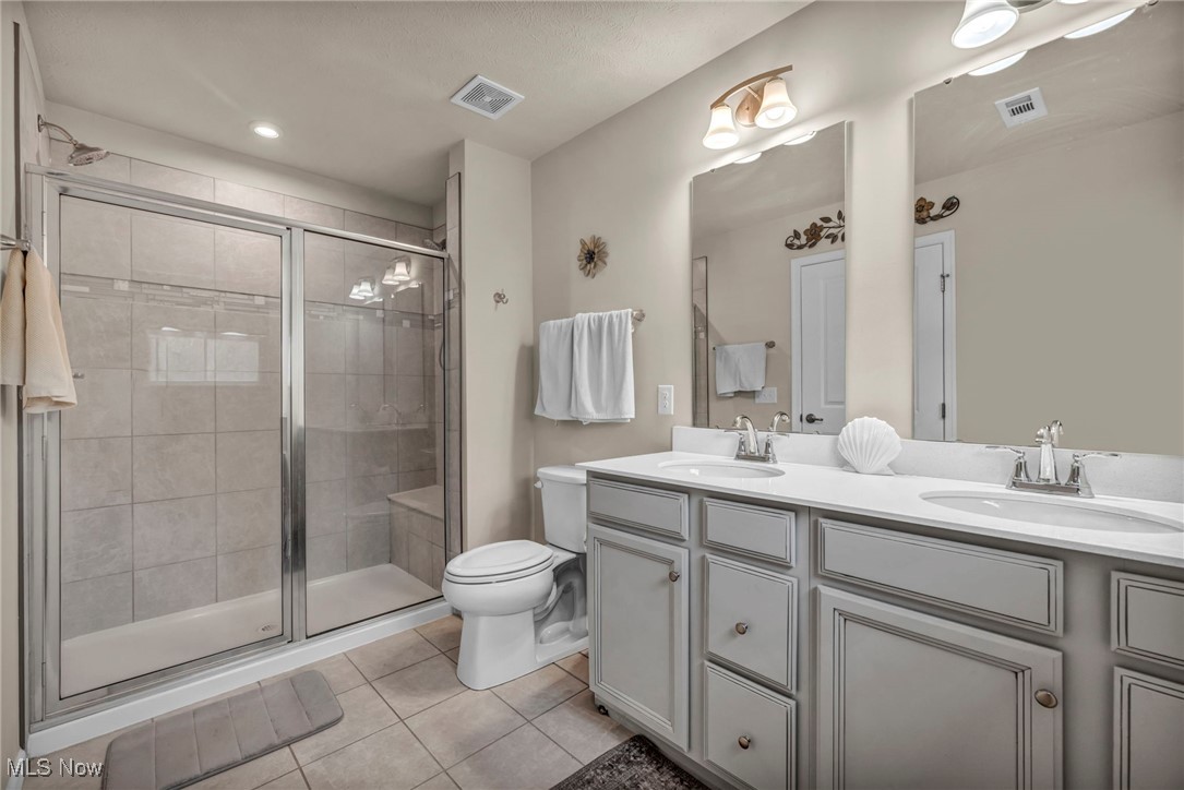 3017 Bonita Circle, Canal Fulton, Ohio image 17