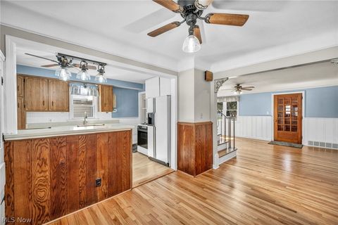 Tiny photo for 833 Lander Road, Mayfield Village, OH 44143 (MLS # 5190755)