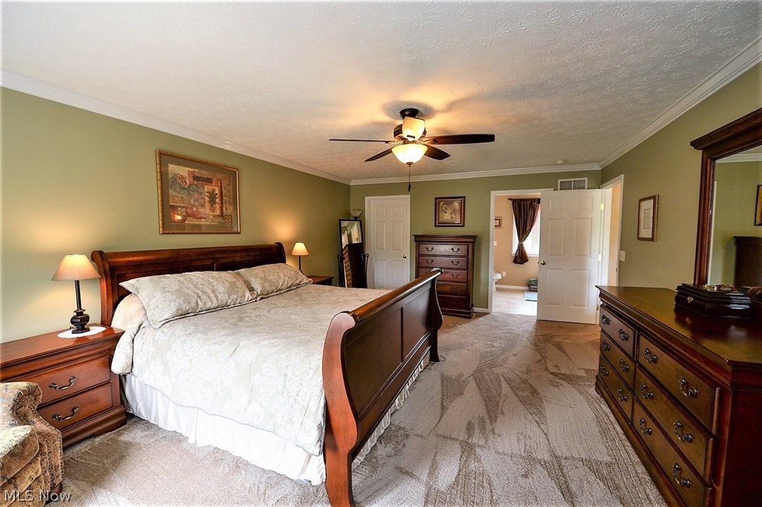 Apple Crk Ph 01 - Residential