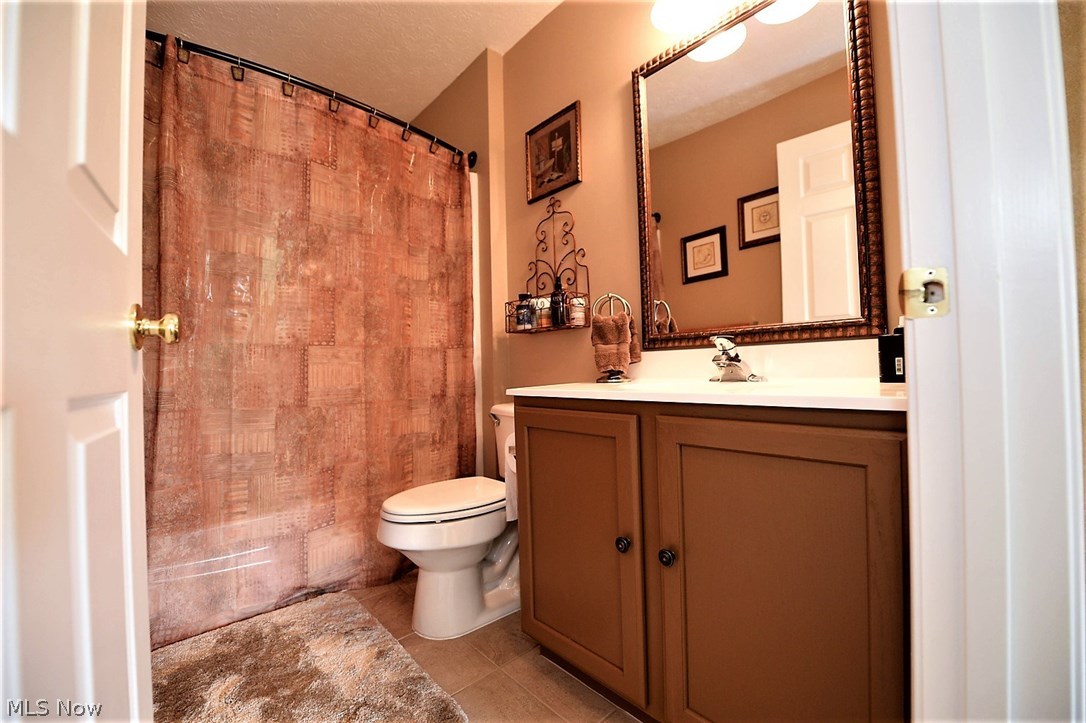 Apple Crk Ph 01 - Residential