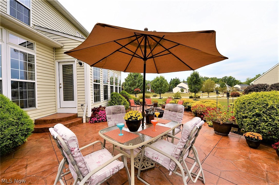 Apple Crk Ph 01 - Residential