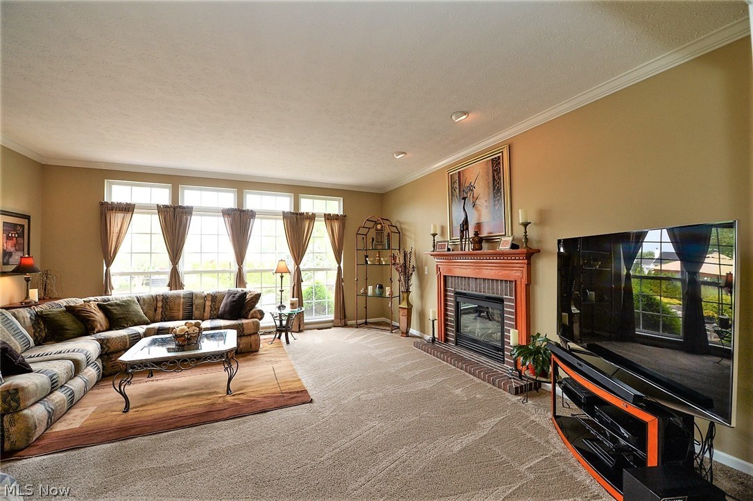 Apple Crk Ph 01 - Residential