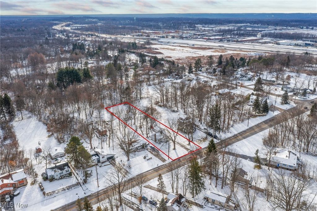 Photo of 24345 Alexander Road, Oakwood Village, OH 44146 (MLS # 5175033)