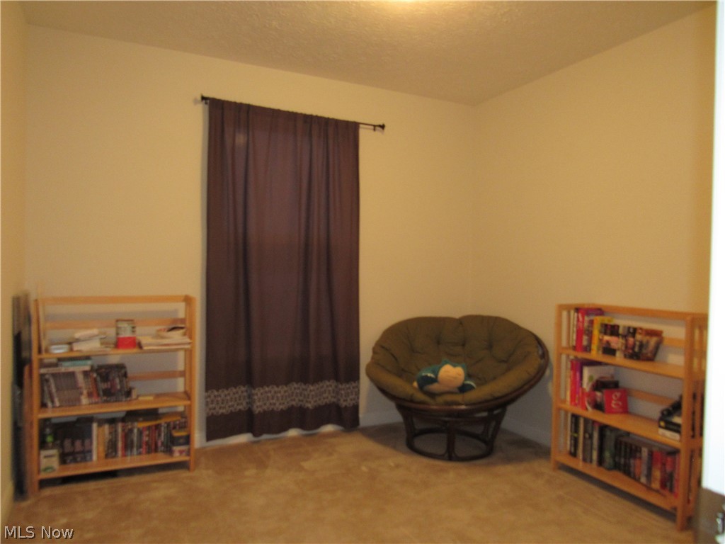 Meadow Lakes - Residential