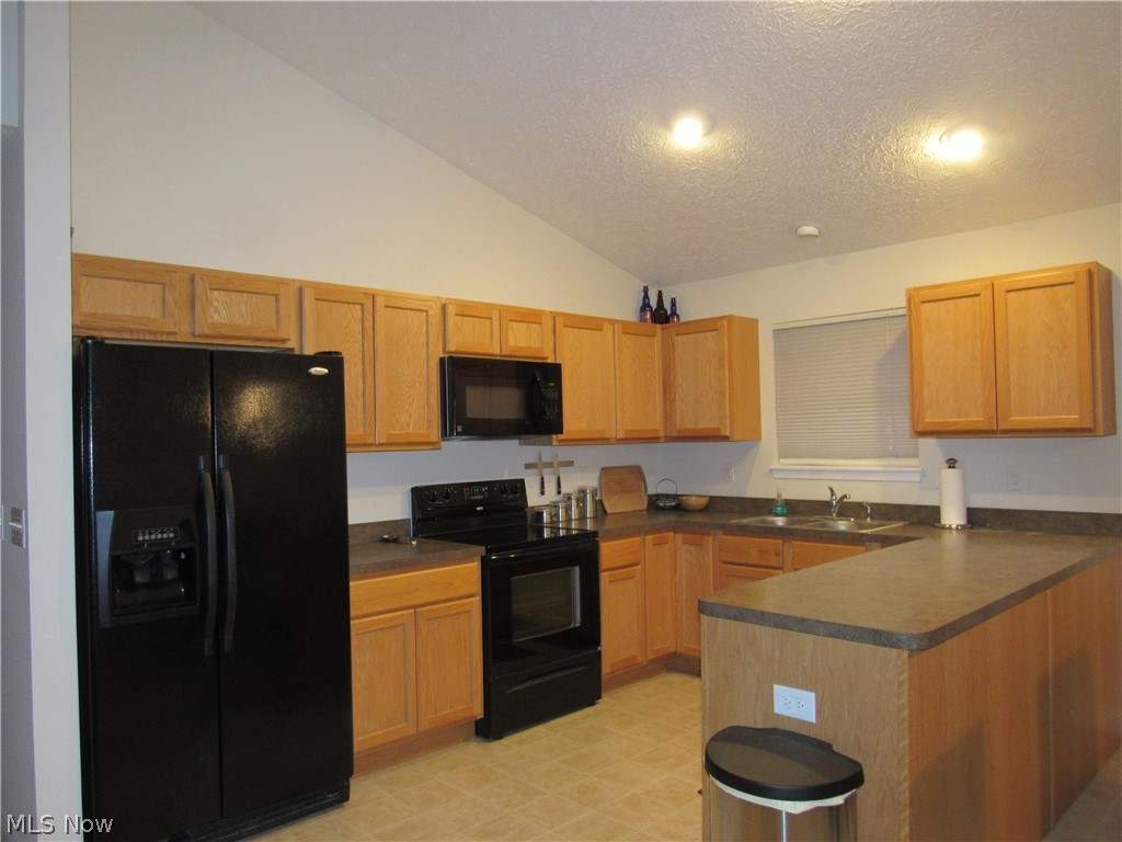 Meadow Lakes - Residential