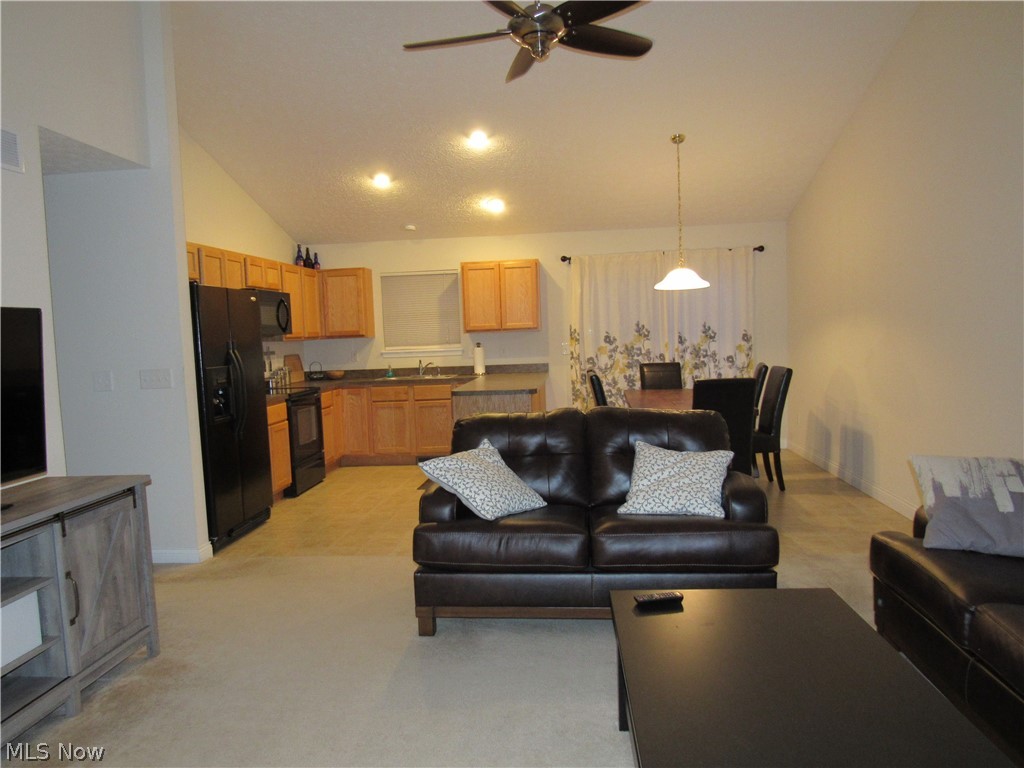 Meadow Lakes - Residential