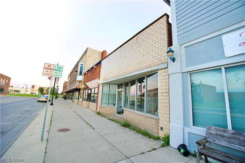 Tiny photo for 916 Broadway, Lorain, OH 44052 (MLS # 5217989)