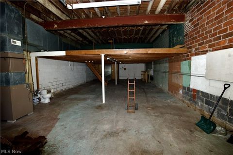 Tiny photo for 916 Broadway, Lorain, OH 44052 (MLS # 5217989)
