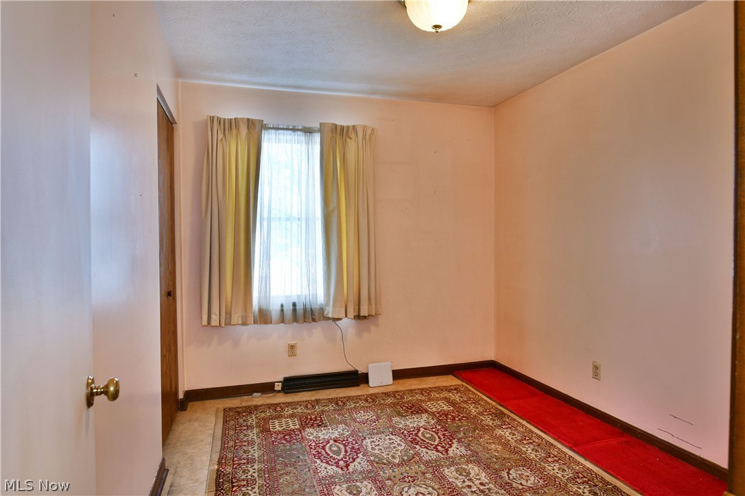 Kirtland Tr - Residential