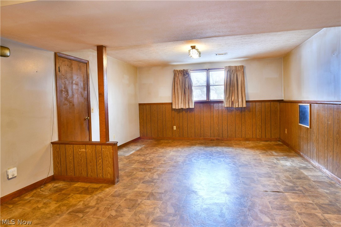 Kirtland Tr - Residential