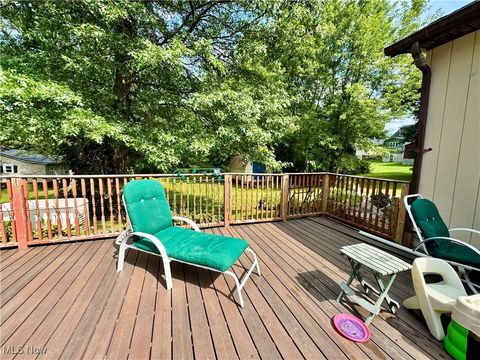 Tiny photo for 365 Lyons Avenue, East Palestine, OH 44413 (MLS # 5146081)