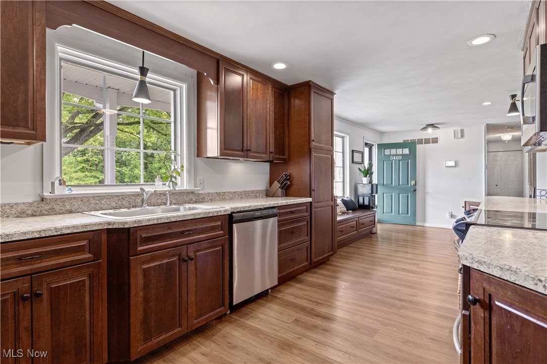3469 Norwood Avenue, Alliance, Ohio image 11