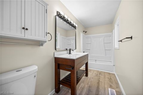 Tiny photo for 624 Eastern Heights Boulevard, Elyria, OH 44035 (MLS # 5202618)