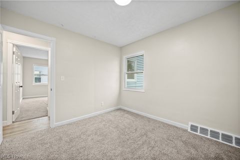 Tiny photo for 624 Eastern Heights Boulevard, Elyria, OH 44035 (MLS # 5202618)