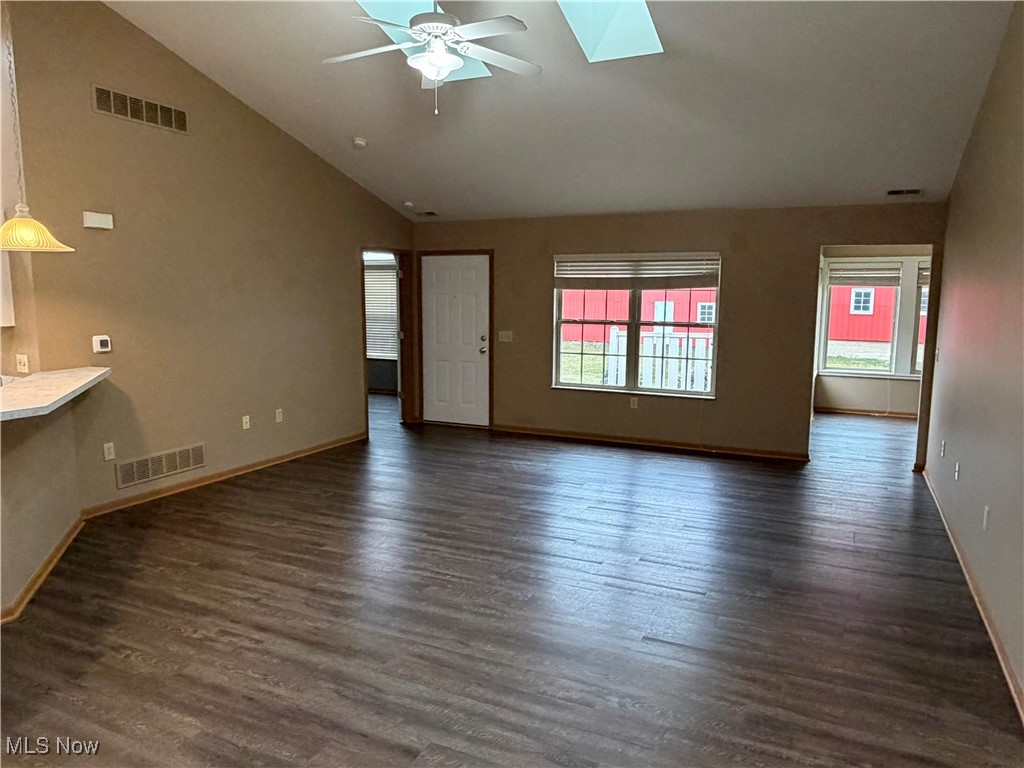 Scotsbury Green Condos - Residential