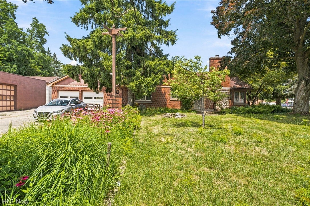 7 Birch Avenue