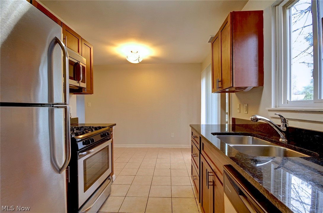 Ridgewood Park 05 - Residential