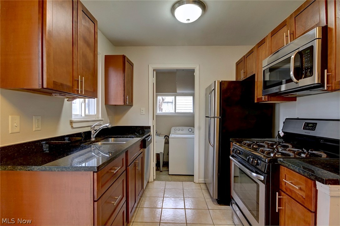 Ridgewood Park 05 - Residential