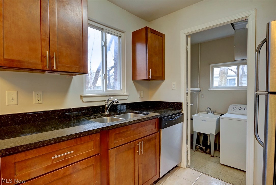 Ridgewood Park 05 - Residential