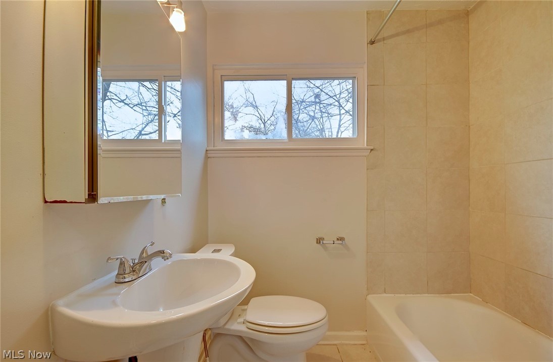 Ridgewood Park 05 - Residential