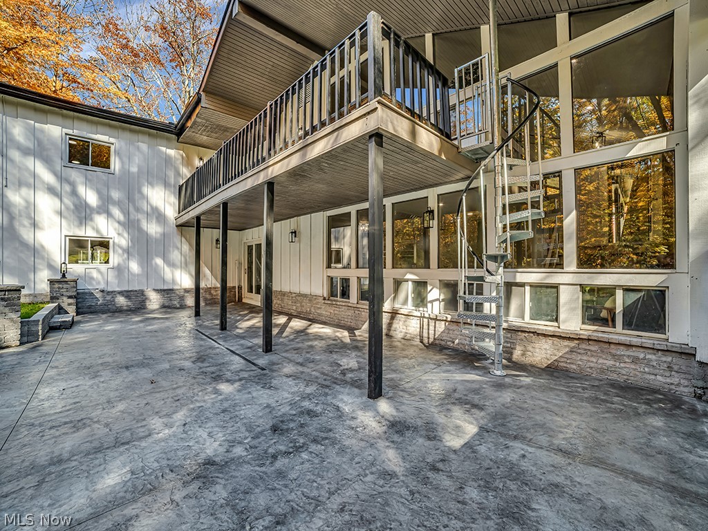 Camelot Court - Residential