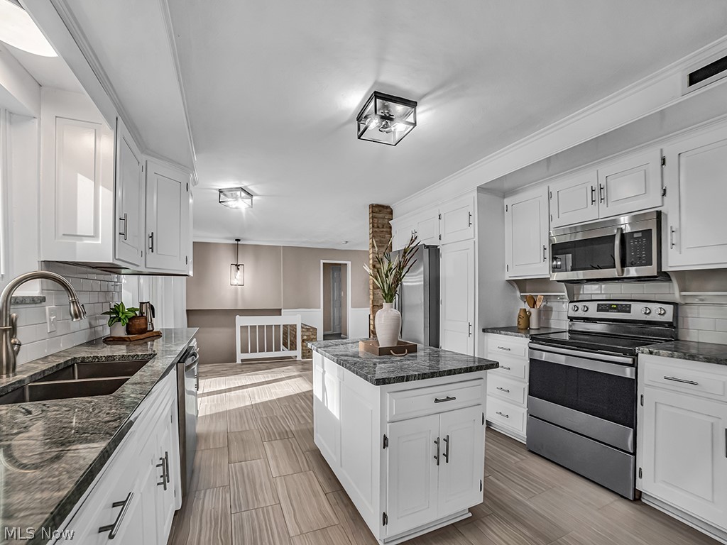 Camelot Court - Residential