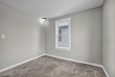 Tiny photo for 1084 Shannon Avenue, Barberton, OH 44203 (MLS # 5187473)