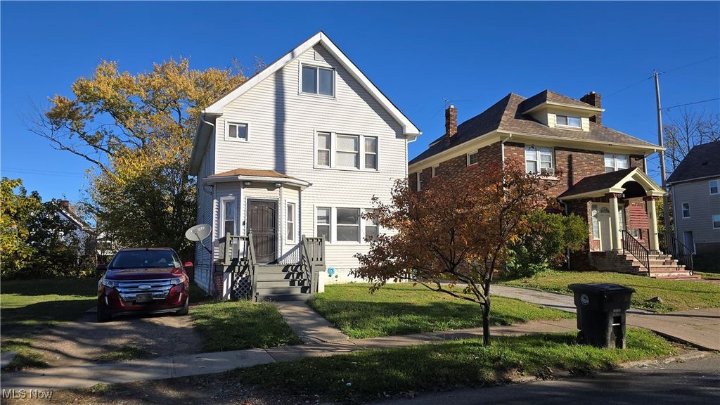 Photo of 10101 Dickens Avenue, Cleveland, OH 44104 (MLS # 5167621)