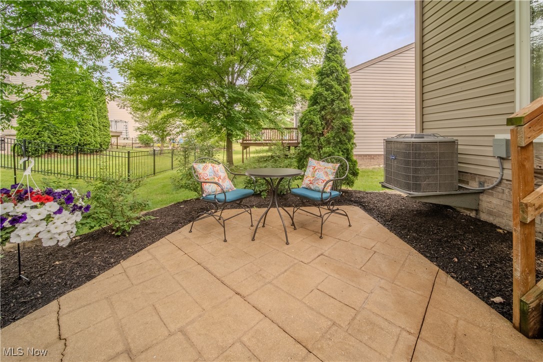 233 Lexington Circle