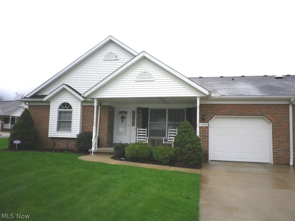 Springwater Gardens Condo - Residential