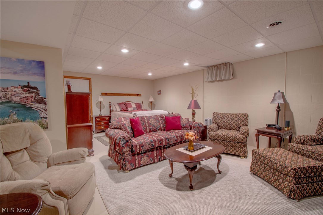 Fredericksburg Commons Condos - Residential