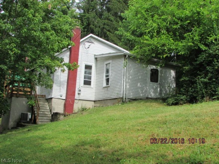 1 story home with 2 bedrooms and 1 bath.  Home in need of repairs/updates.