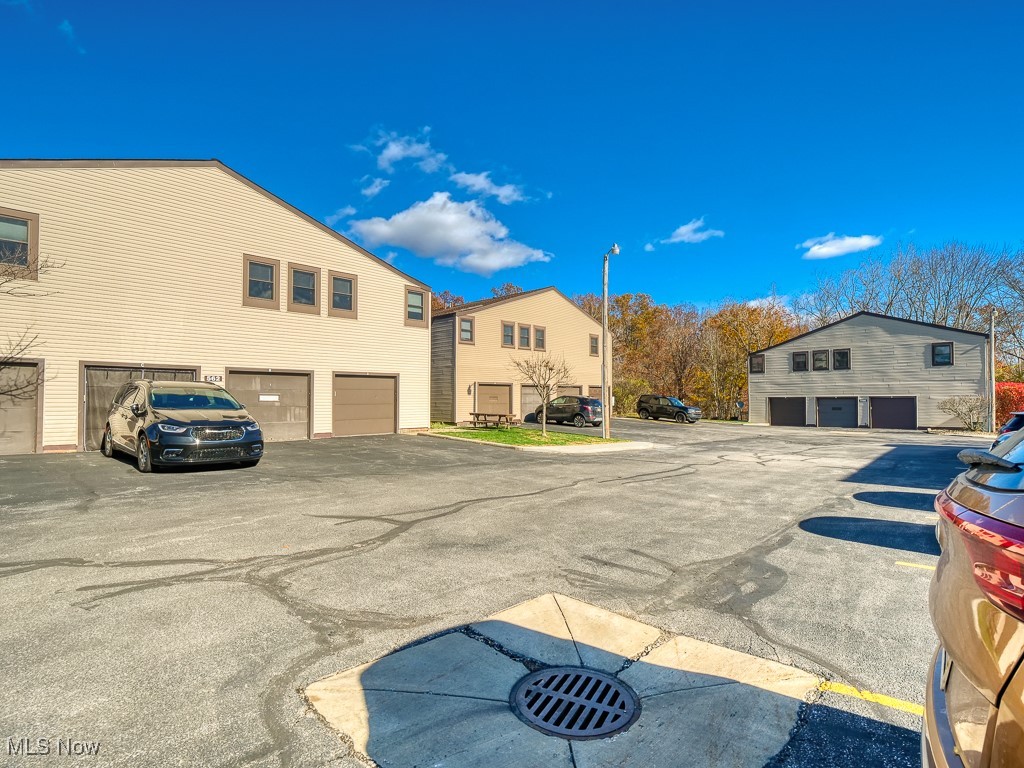 Heatherwood Condos - Residential