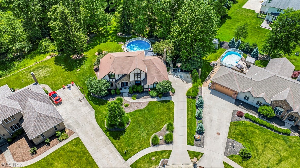 3173 Rosewood Oval