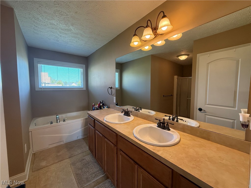 Whispering Mdws 02 - Residential