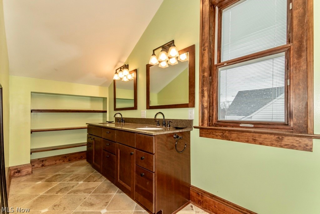 Mayfield Hlnds - Residential