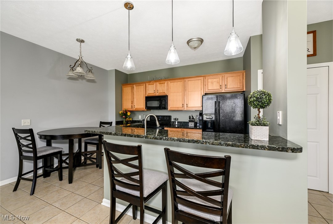 Chapman Grove Village Twnhms Sub Ph 2 - Residential