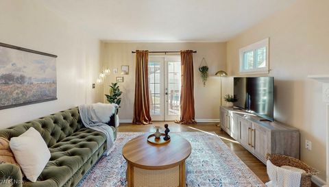 Tiny photo for 3558 Raymont Boulevard, University Heights, OH 44118 (MLS # 5179101)