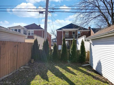 Tiny photo for 3558 Raymont Boulevard, University Heights, OH 44118 (MLS # 5179101)