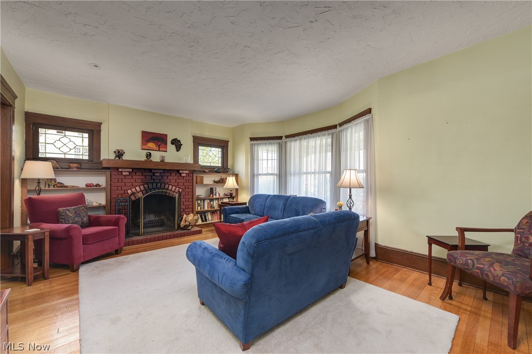 14013 Clifton Boulevard