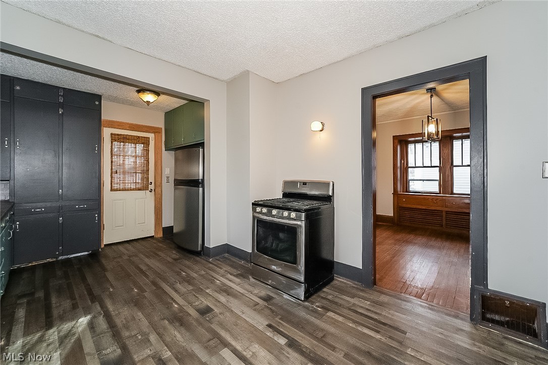 York St Heights - Residential