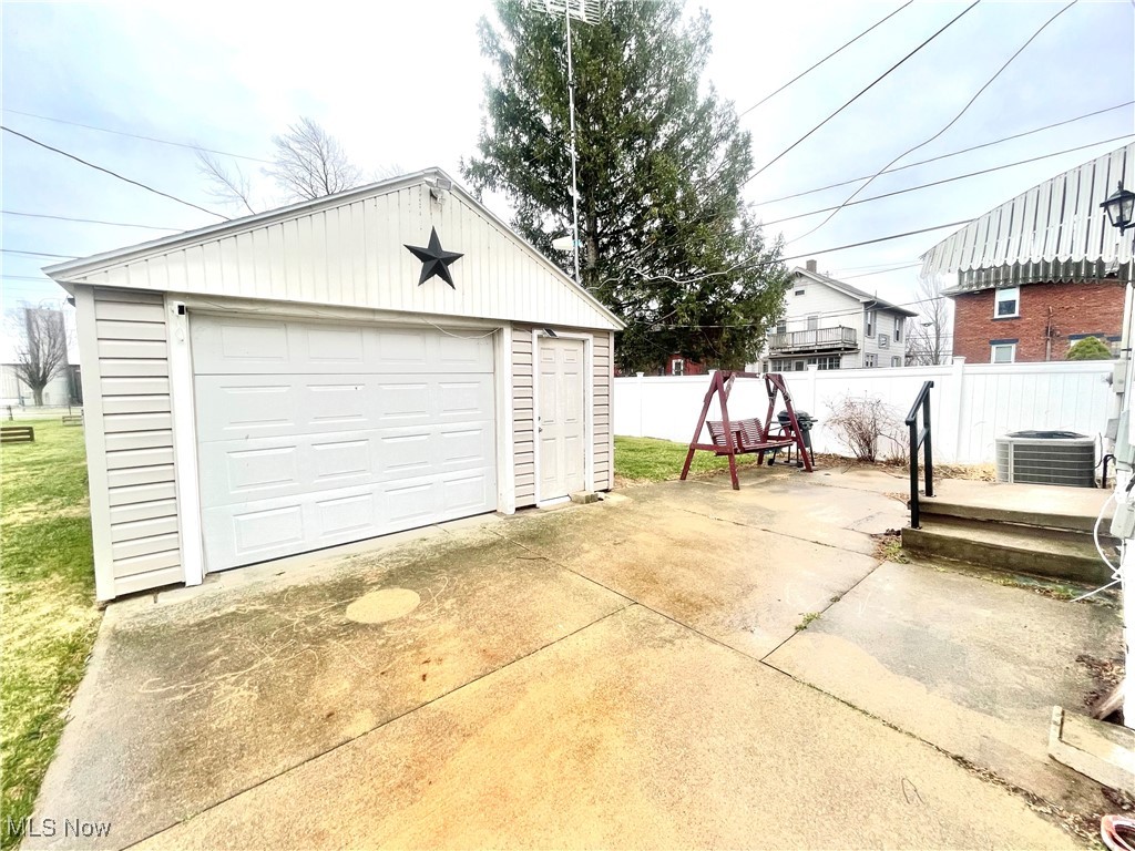 620 Gartland Avenue, Sandusky, Ohio image 2