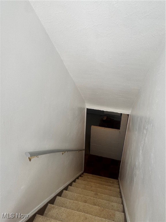 Ridge Lawn - Residential