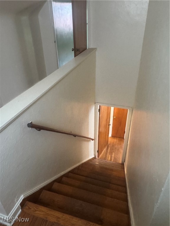 Ridge Lawn - Residential