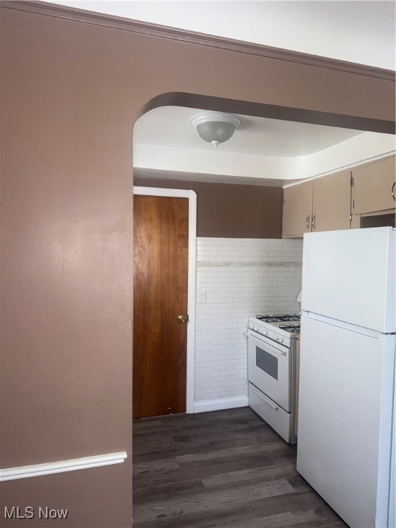 Ridge Lawn - Residential