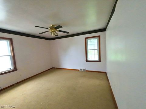 Tiny photo for 3915 E 189th Street, Cleveland, OH 44122 (MLS # 5210229)